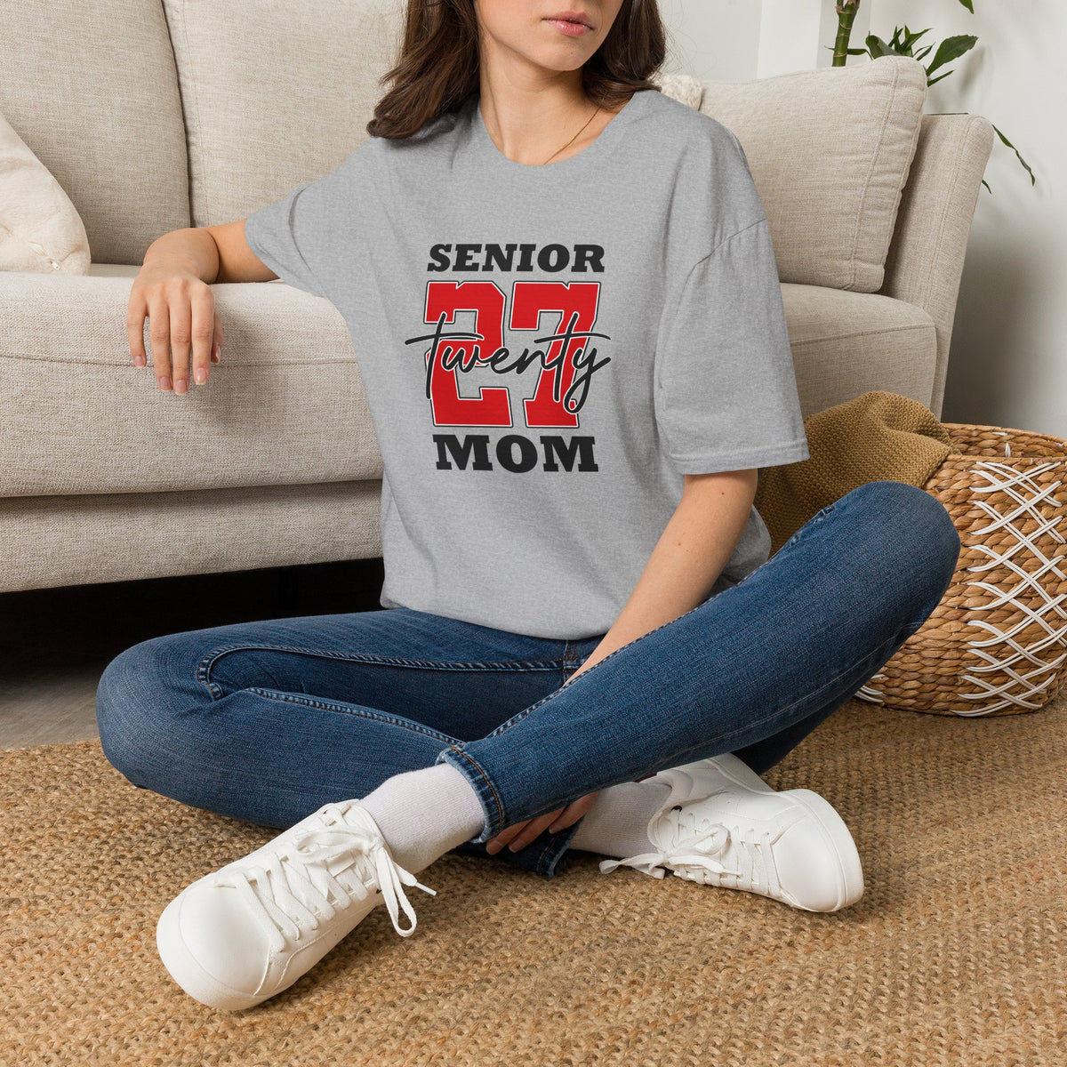 Senior Mom 27- Zac