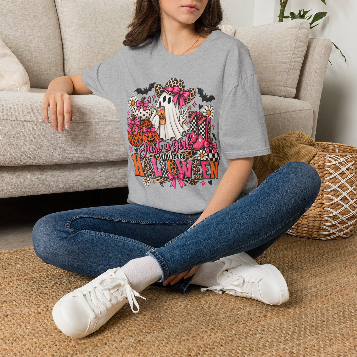 Leopard Halloween Ghost Graphic Tee